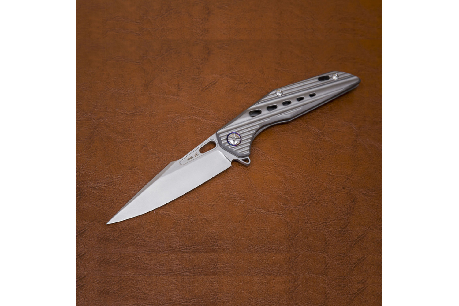 Нож для разделки дичи: какая форма клинка и геометрия спусков работают лучше всего